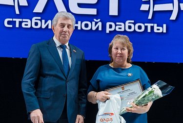 Оренбургский локомотиворемонтный завод отметил 120-летие